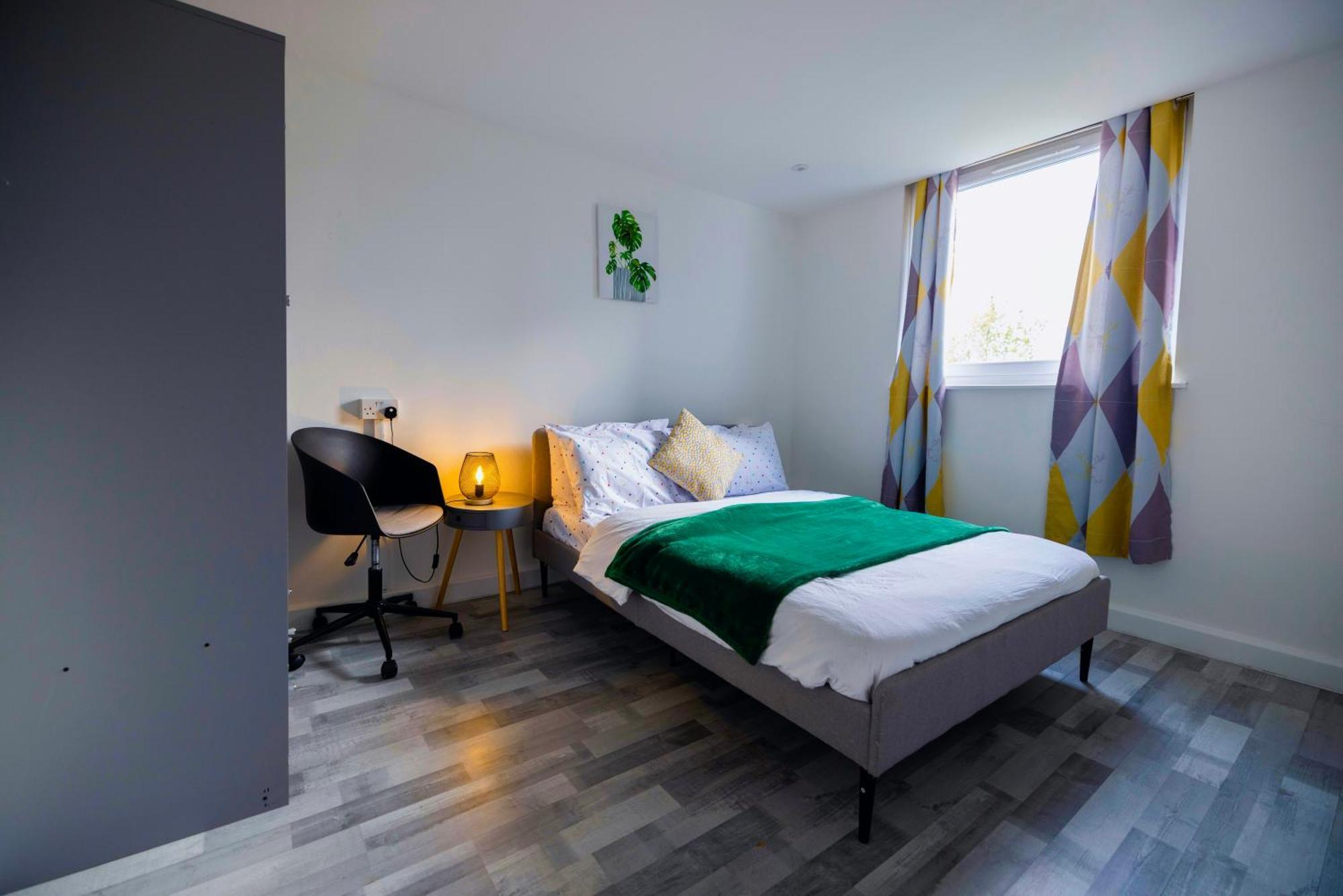 2 Bedrooms -Parking-Very Spacious-Wifi Londen Buitenkant foto